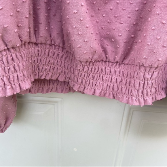 Belldini large ballon sleeve top. - Picture 6 of 7